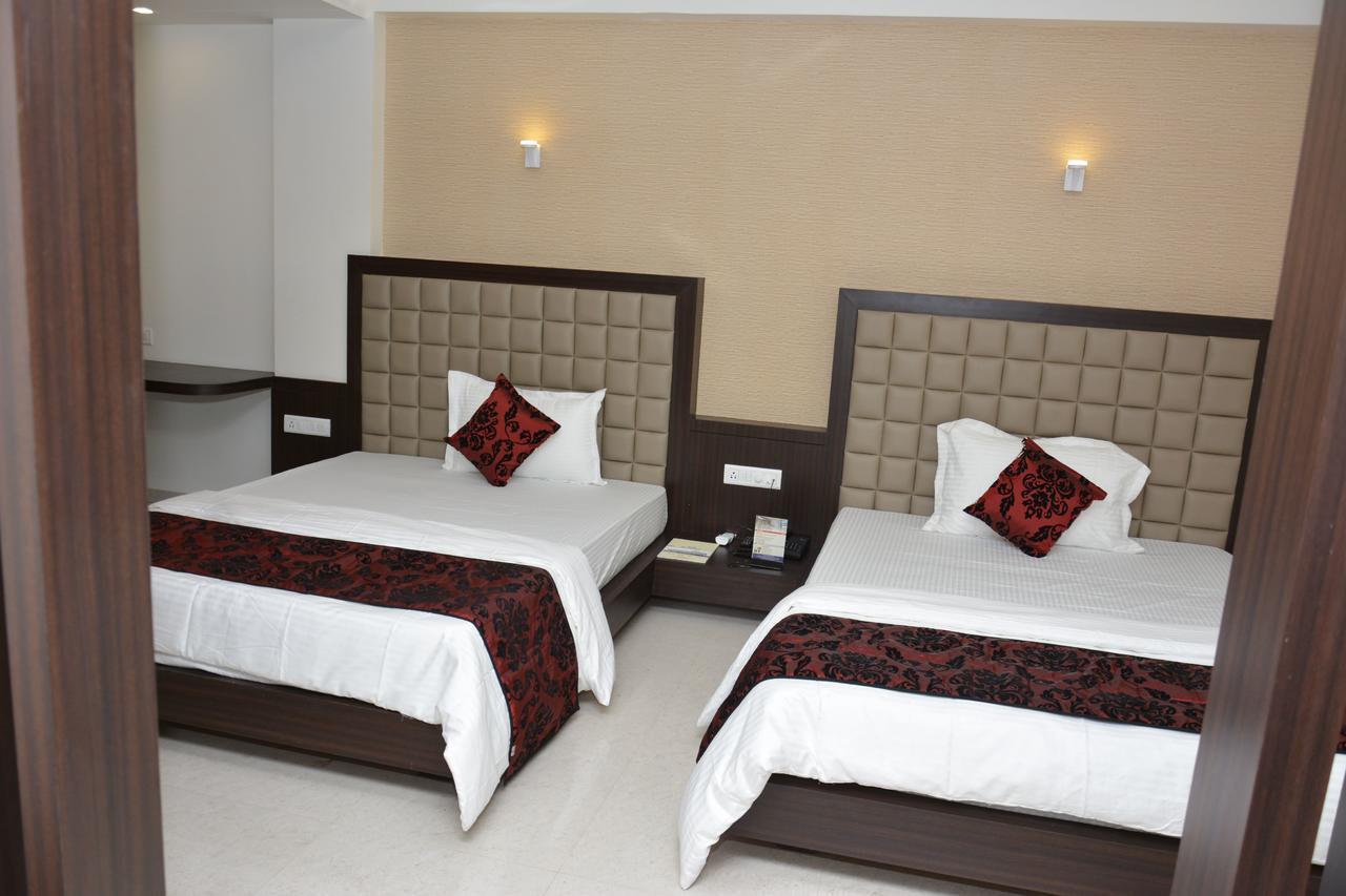 Hotel Darshan Rajula Exterior photo
