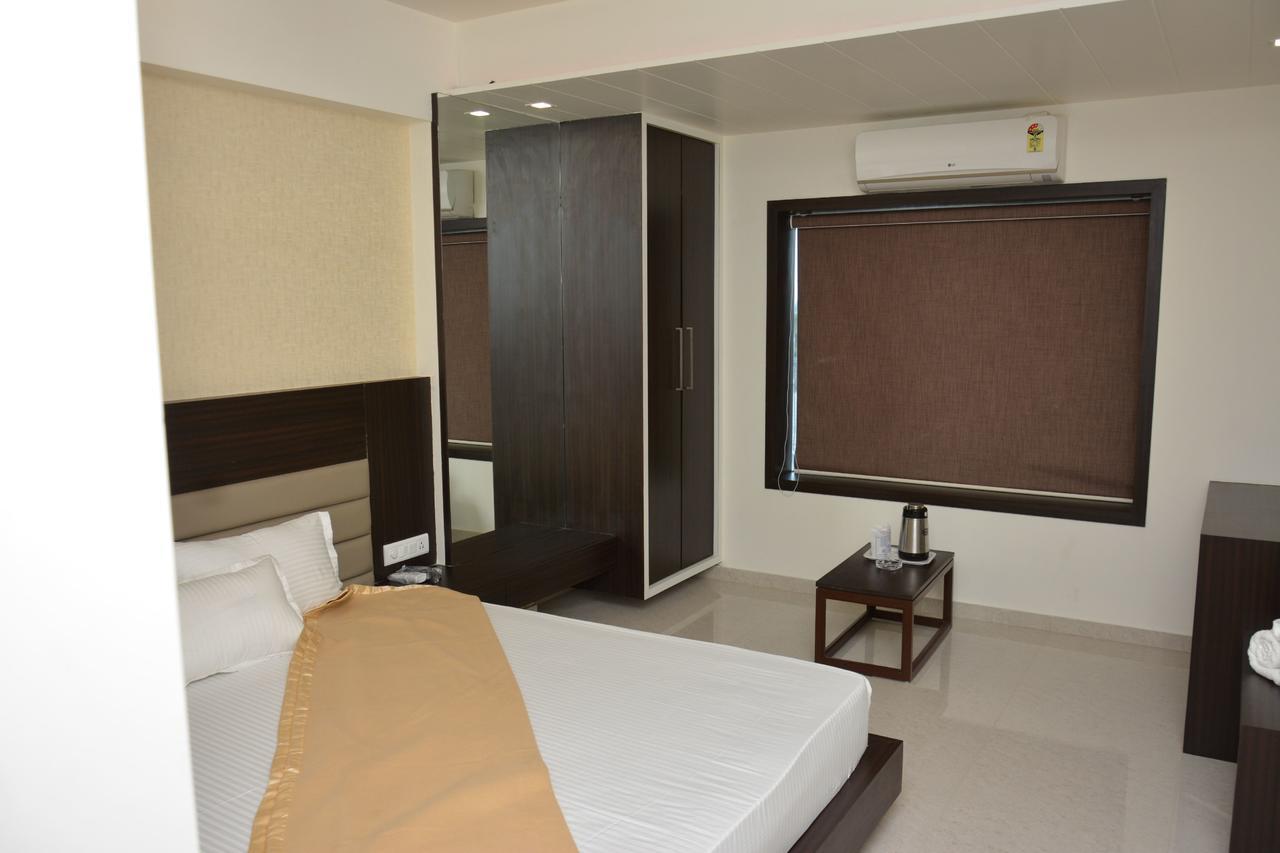 Hotel Darshan Rajula Exterior photo